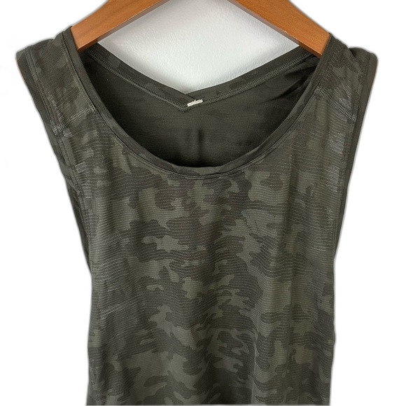 Lululemon Deep Camo Run For Days Tank - Picture 14 of 16